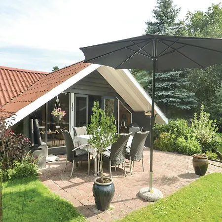 Three-bedroom Holiday In Vaggerlose Vakantiehuis Bøtø By