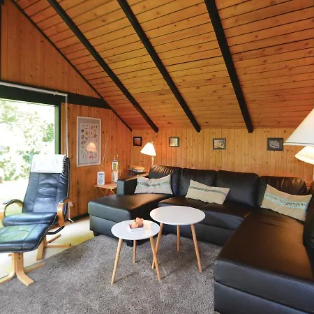 Three-bedroom Holiday In Vaggerlose Vakantiehuis Bøtø By